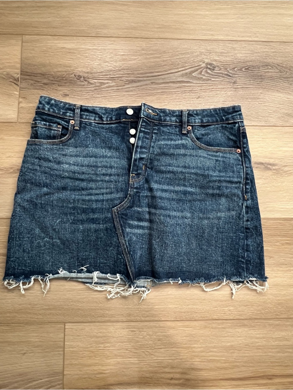 STS Blue Denim Mini Jean Skirt with Frayed Hem size 33